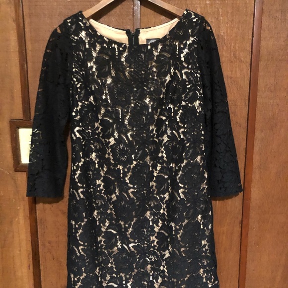 Vince Camuto Black Lace Overlay 3/4 Sleeve dress - Picture 6 of 7